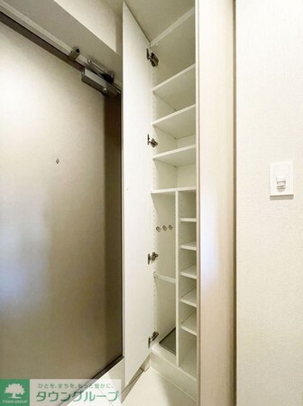 Alivis十条の物件内観写真